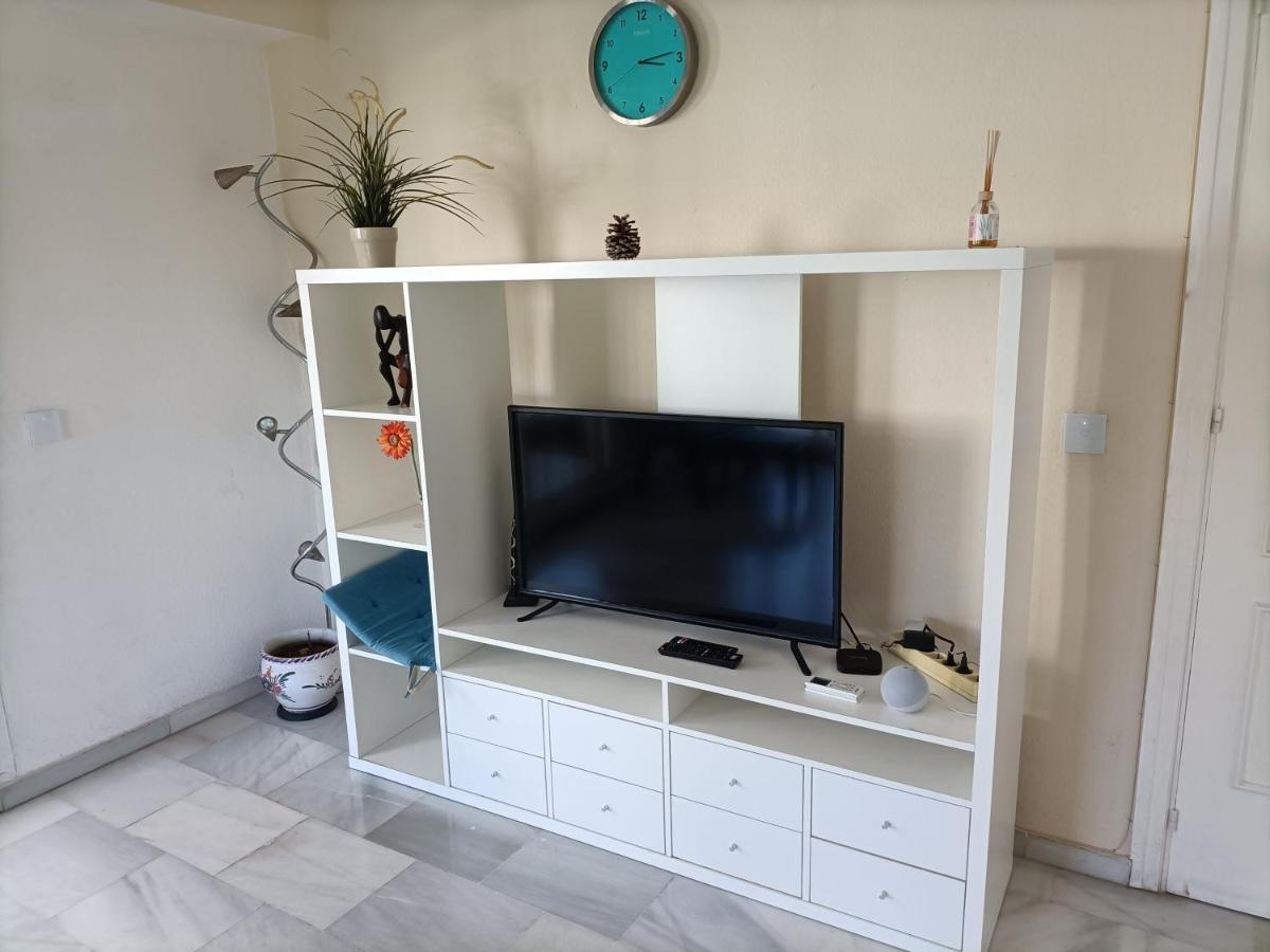Suites Center Recinto Ferial Fuengirola Kültér fotó